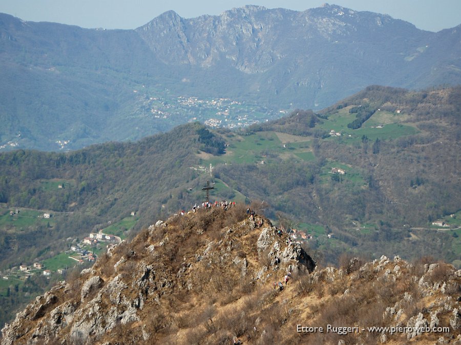 12 - S. Messa alla croce Monte Corno.JPG